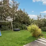 3 Bedroom Cozy In *