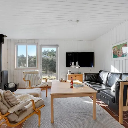 3 Bedroom Cozy In Casa de Férias Blokhus