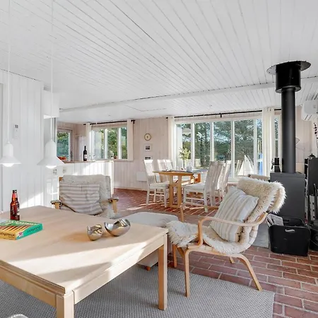 3 Bedroom Cozy In * Blokhus