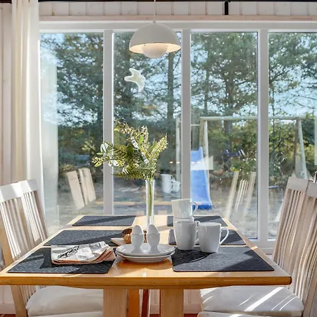 3 Bedroom Cozy In Blokhus