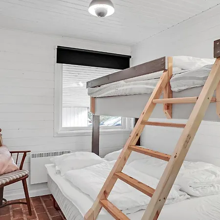3 Bedroom Cozy In 블록쿠스