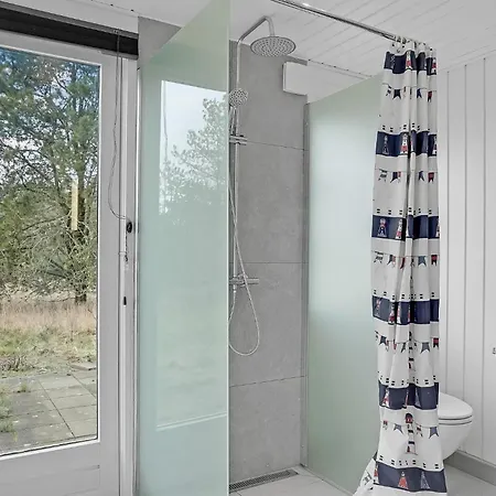 펜션 3 Bedroom Cozy In