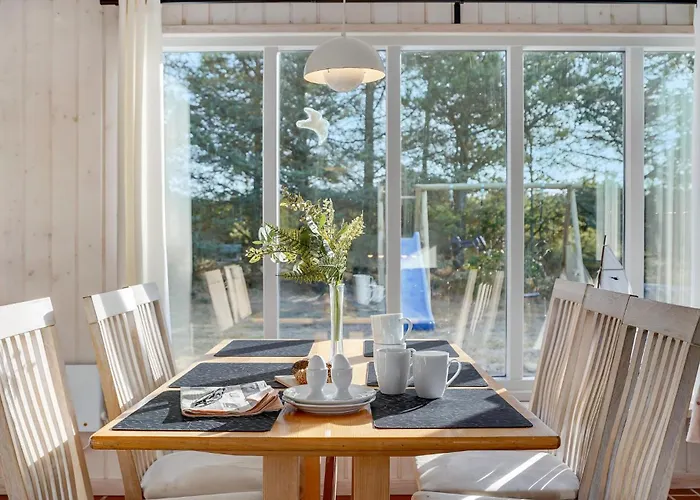 3 Bedroom Cozy In Blokhus